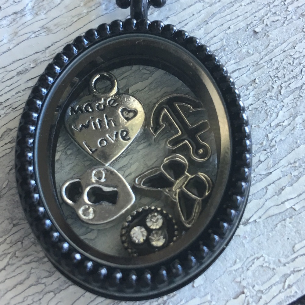 Made with Love Black Oval Memory Locket